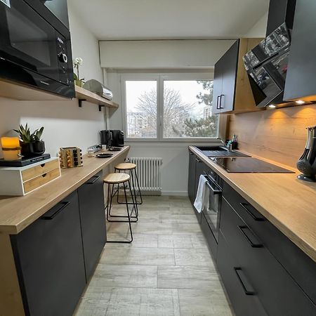 Au Coeur Des Arenes - Parking Prive Apartment Мец Екстериор снимка