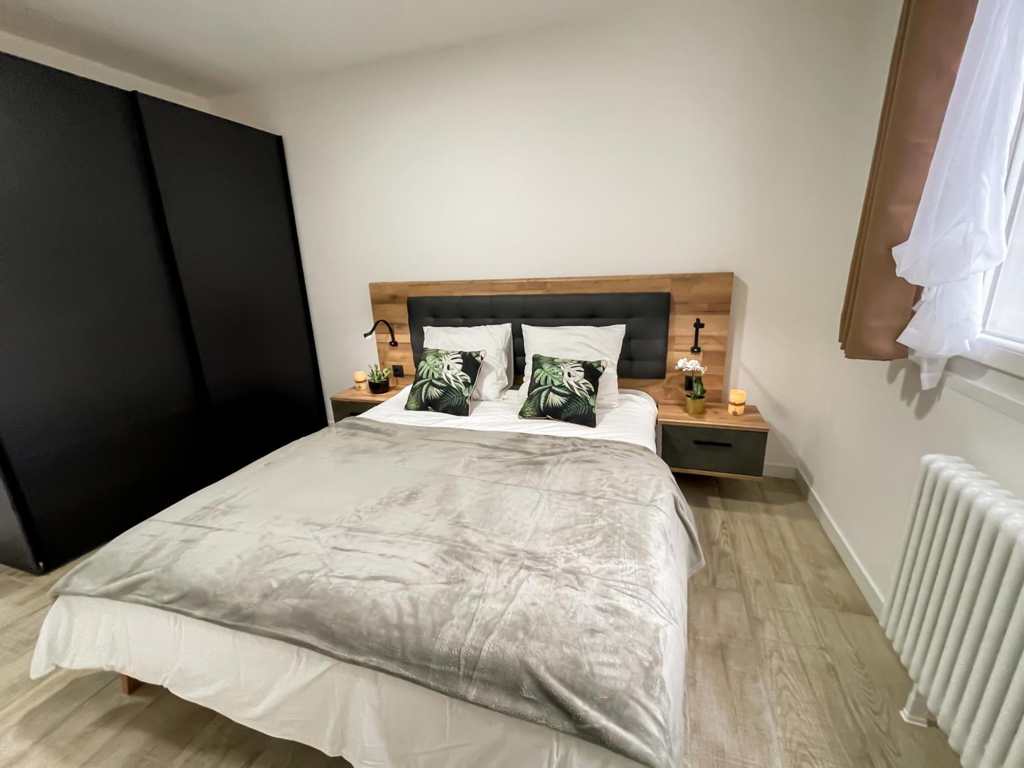 Au Coeur Des Arenes - Parking Prive Apartment Мец Екстериор снимка